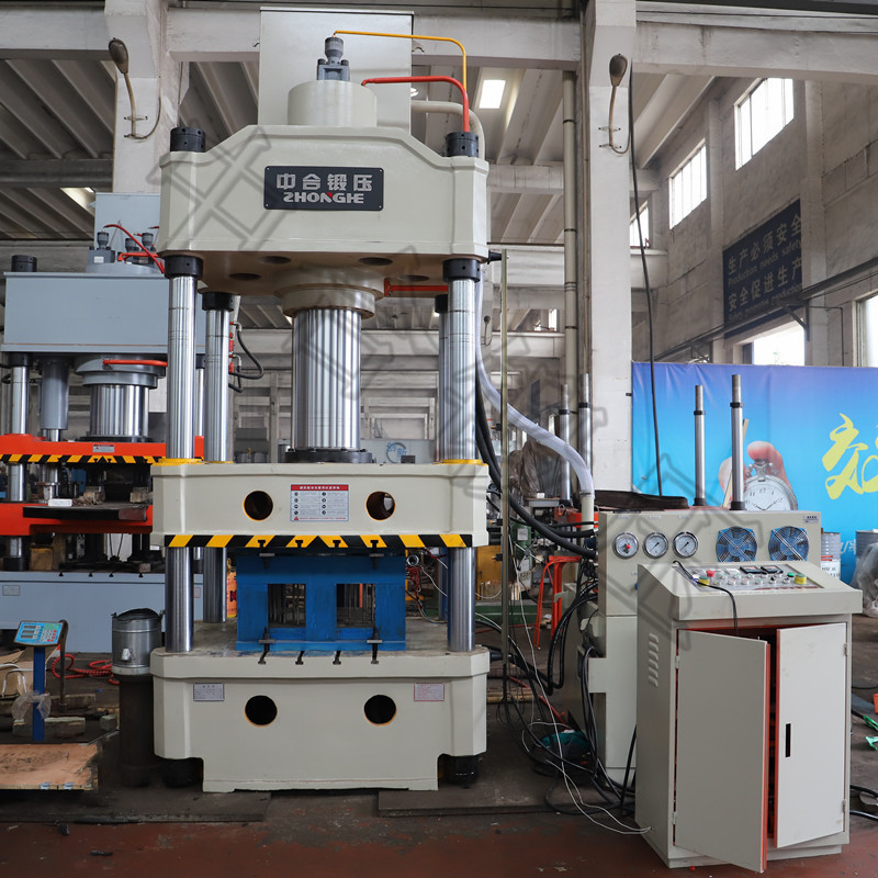 315吨复合井盖成型液压机