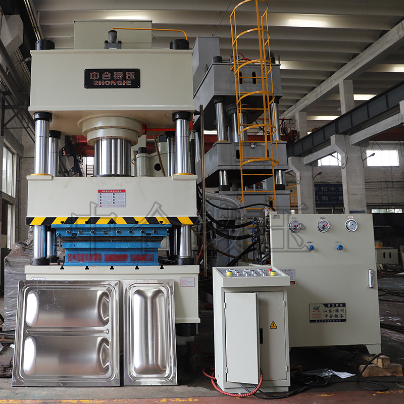 巧克力水箱板成型液压机