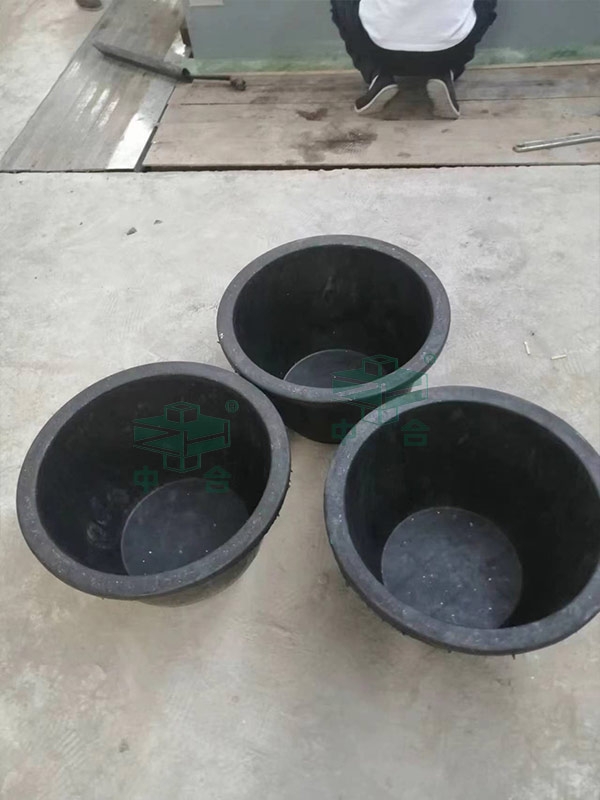 塑料花盆.jpg 塑料花盆.jpg